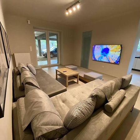 Amazon Spacious 3Bedroom Premium Neighbourhood Атина Екстериор снимка