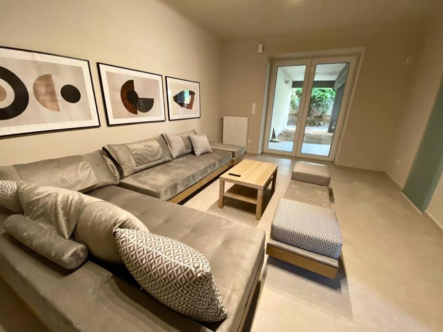 Amazon Spacious 3Bedroom Premium Neighbourhood Атина Екстериор снимка