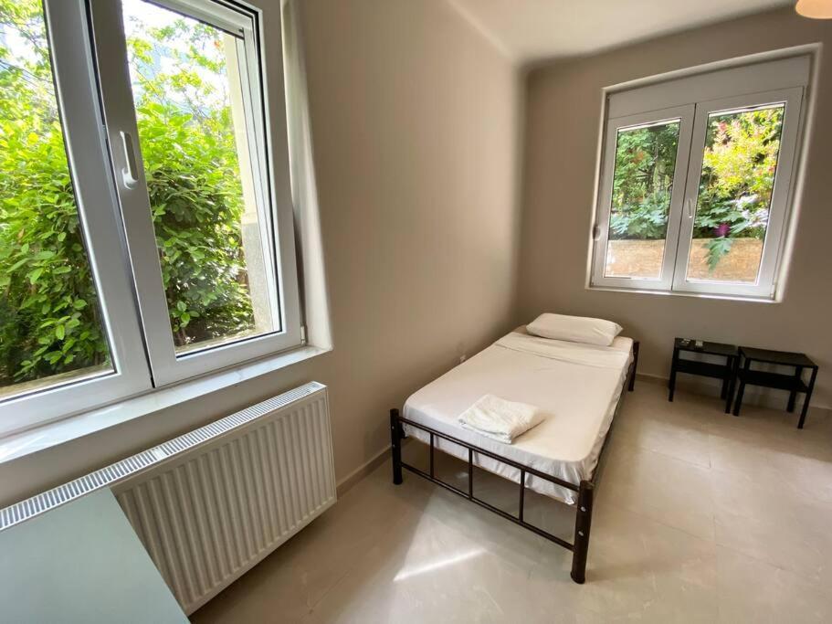 Amazon Spacious 3Bedroom Premium Neighbourhood Атина Екстериор снимка