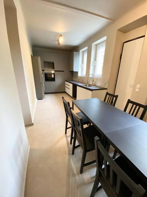 Amazon Spacious 3Bedroom Premium Neighbourhood Атина Екстериор снимка